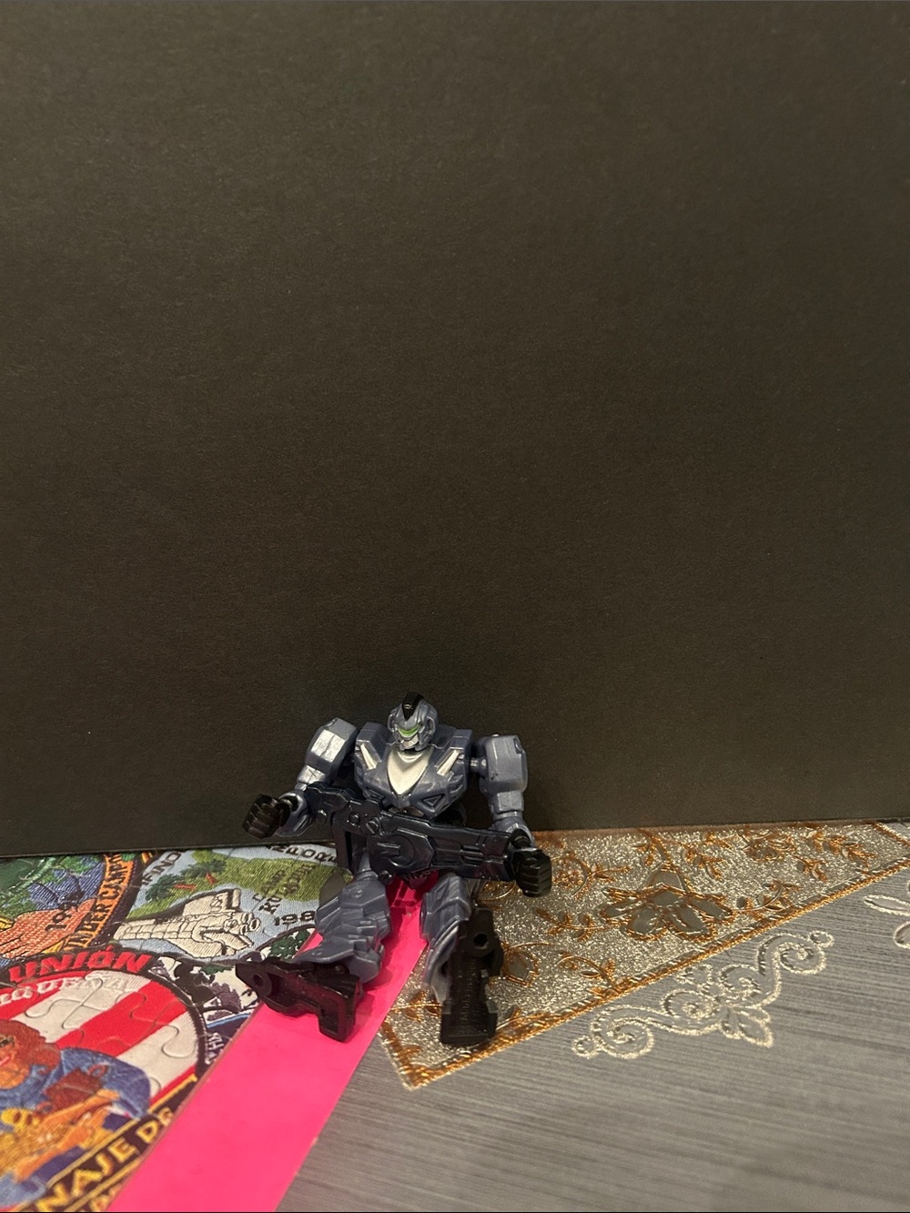 M.A.R.S Gray Robot Action Figure with Rifle - Kids Playset Figure